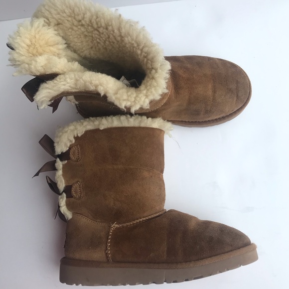 UGG Other - Ugg Bailey Bow II